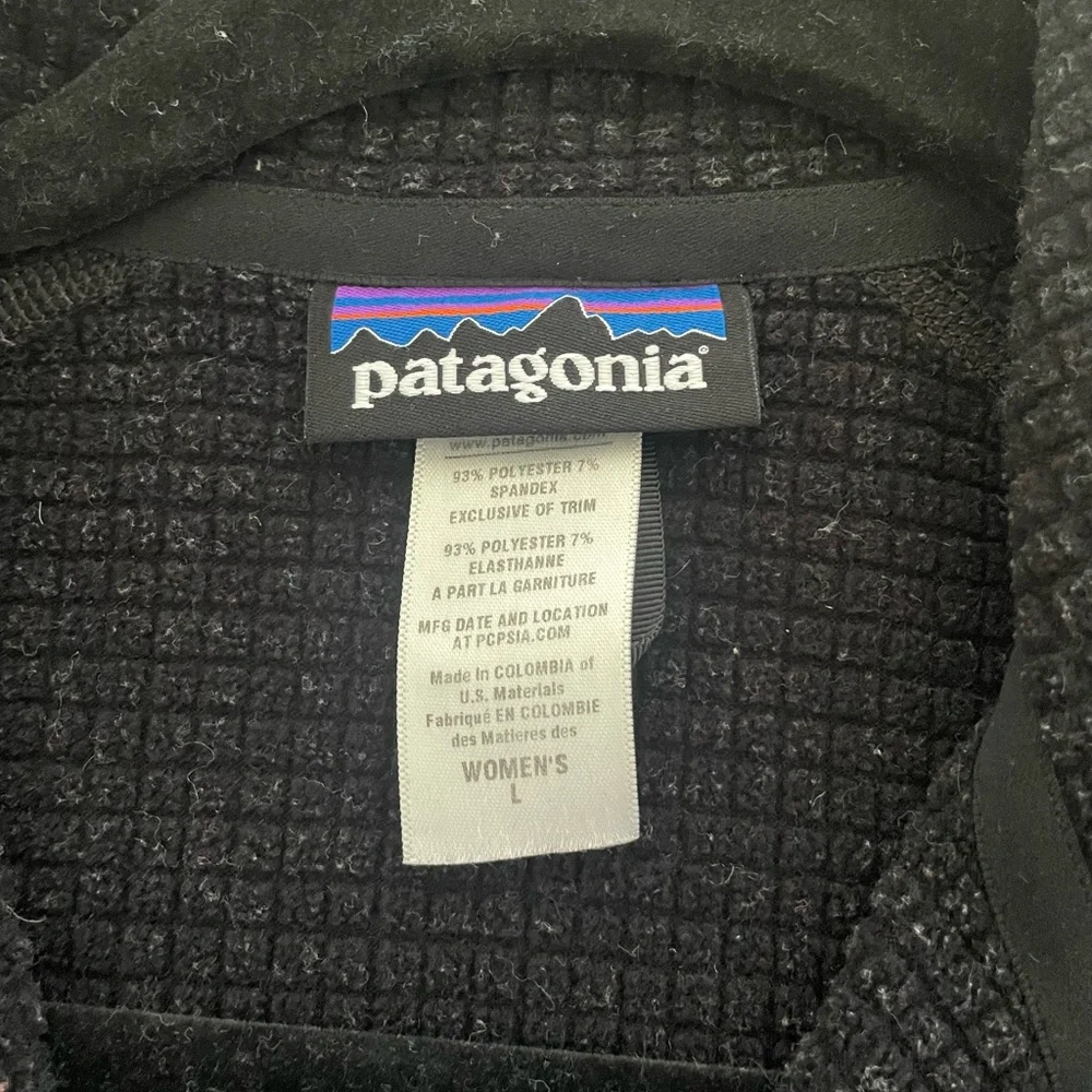 Patagonia Women’s R1® Pullover (Polartec® Power Dry®) - Picture 8 of 13